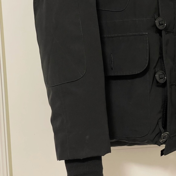 CANADA GOOSE JACKET - Picture 2 of 12